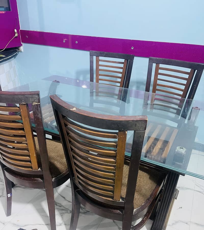 Dining table 5 seater 1