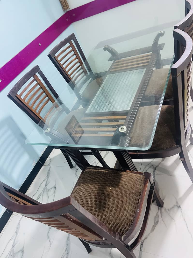 Dining table 5 seater 2