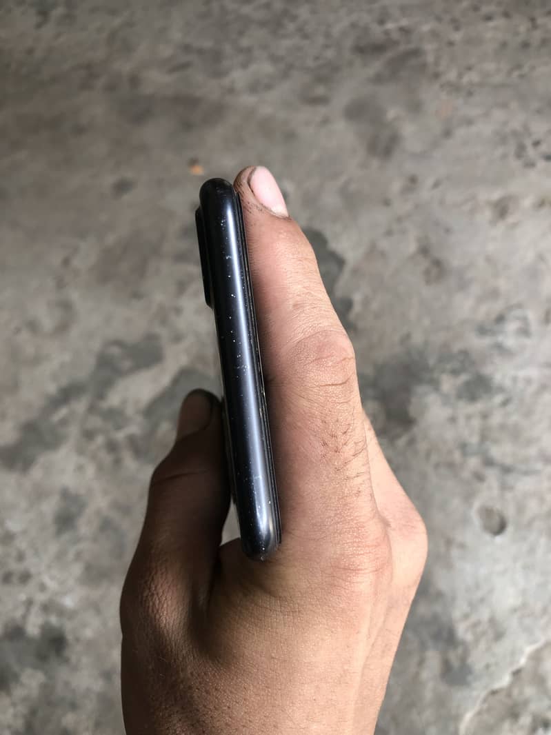 Apple iPhone 7 Plus 3