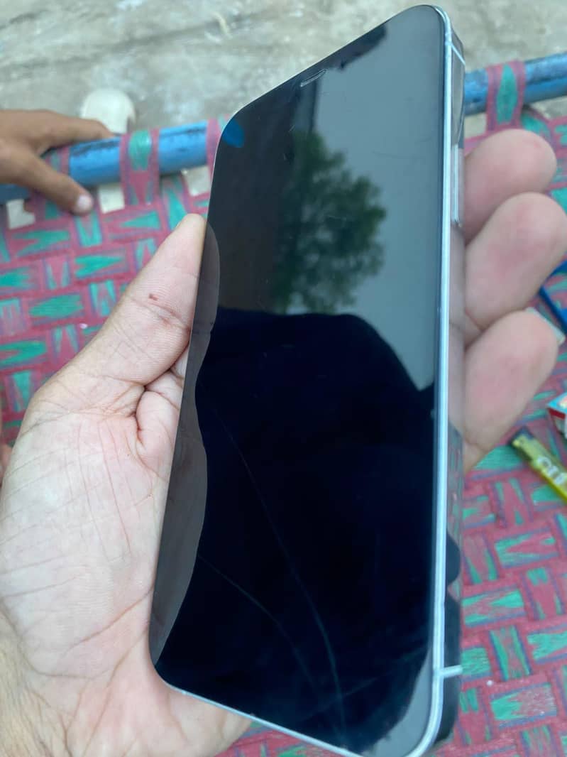 Apple iPhone 12 Pro 0