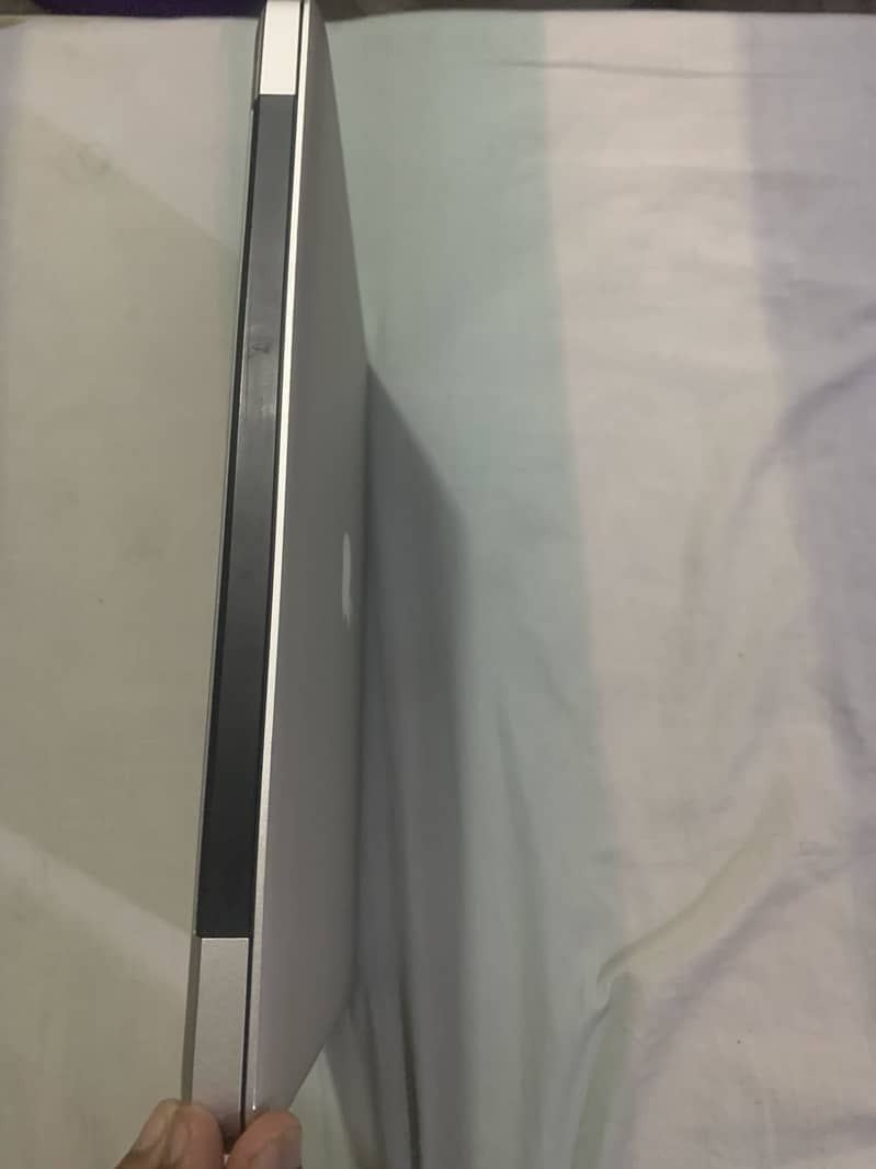 Mackbook pro 2012 1