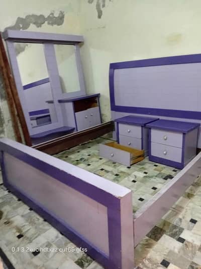 Bed with matris & dressing table