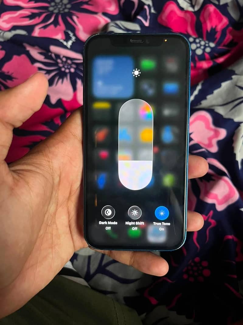 Apple iPhone 12 5