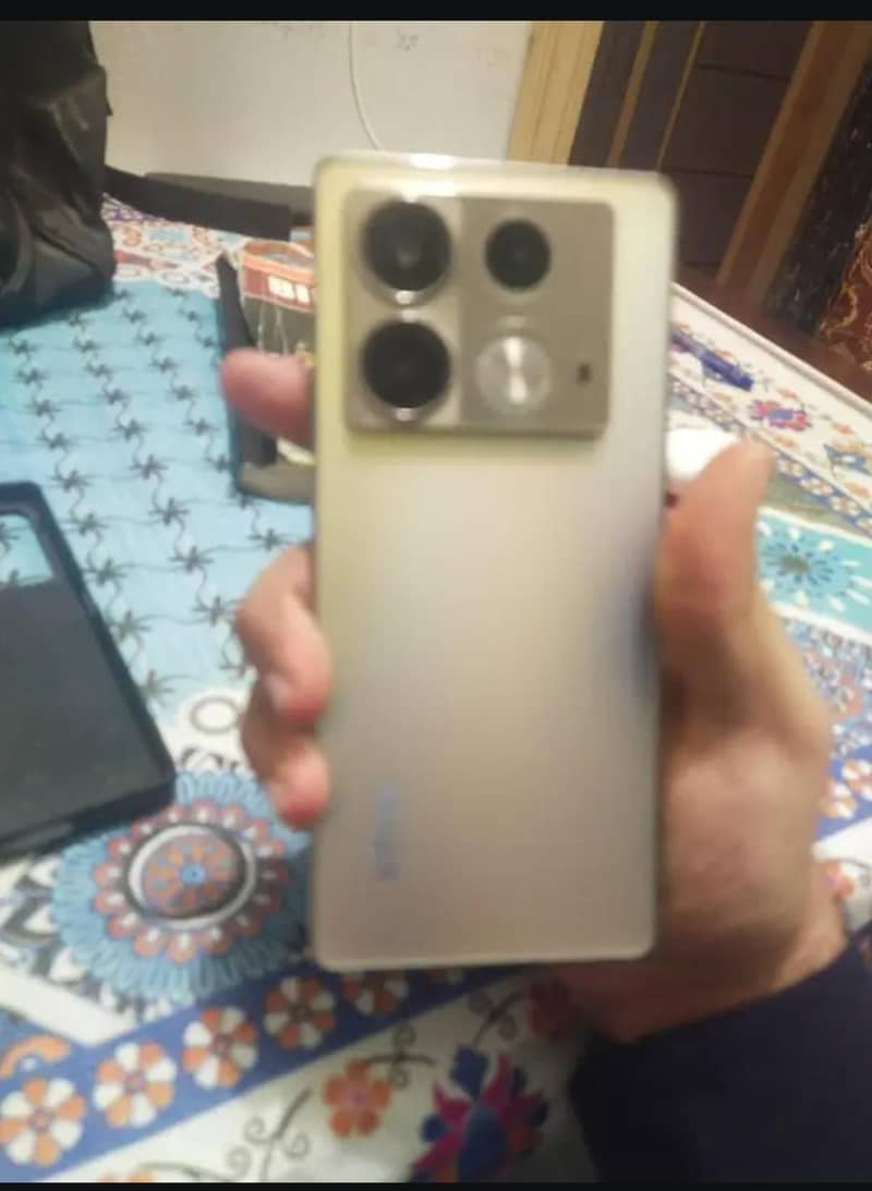 Infinix Note 40 1