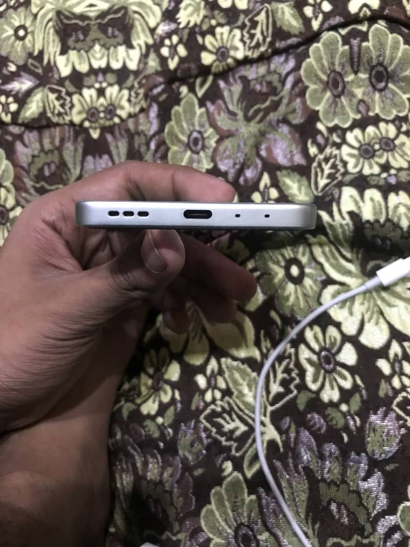 OPPO A5 Pro 1