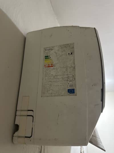 Gree Split Air Conditioner.