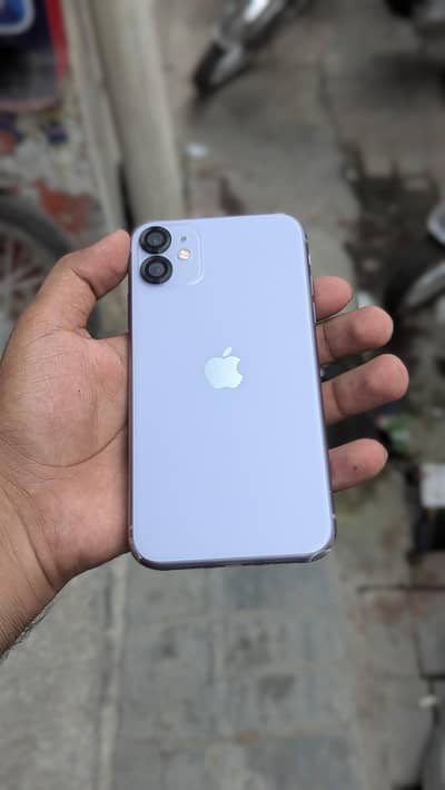 Apple iPhone 11