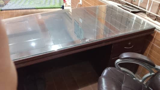 Office table