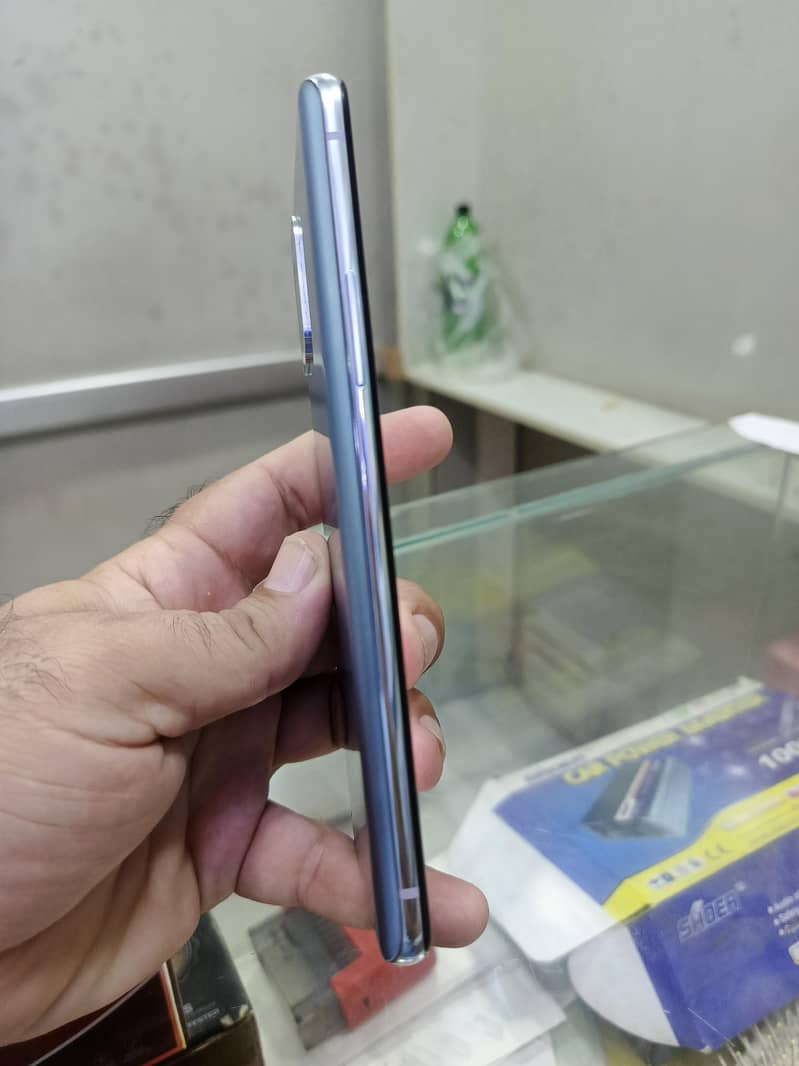 One Plus 8T 2
