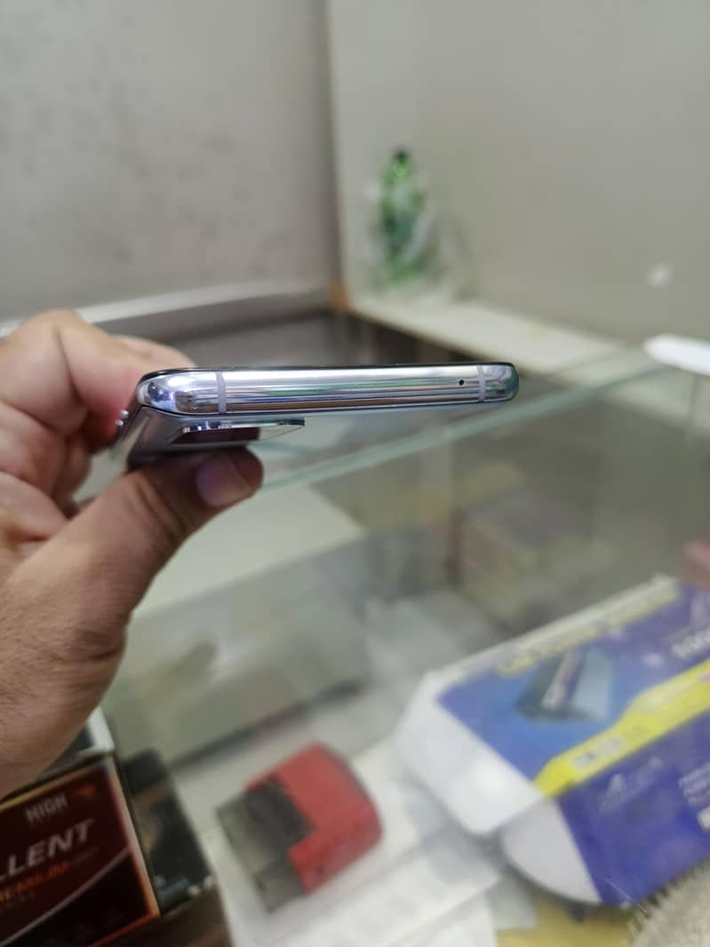One Plus 8T 3