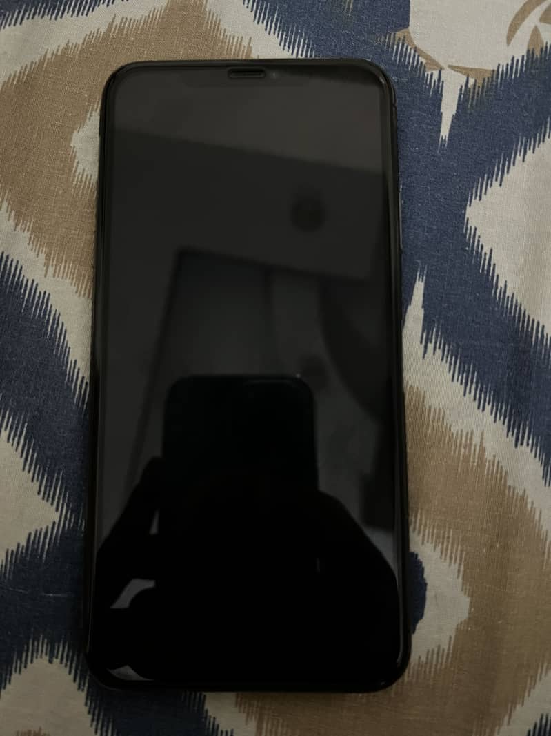 iphone 11 Pro Max 1