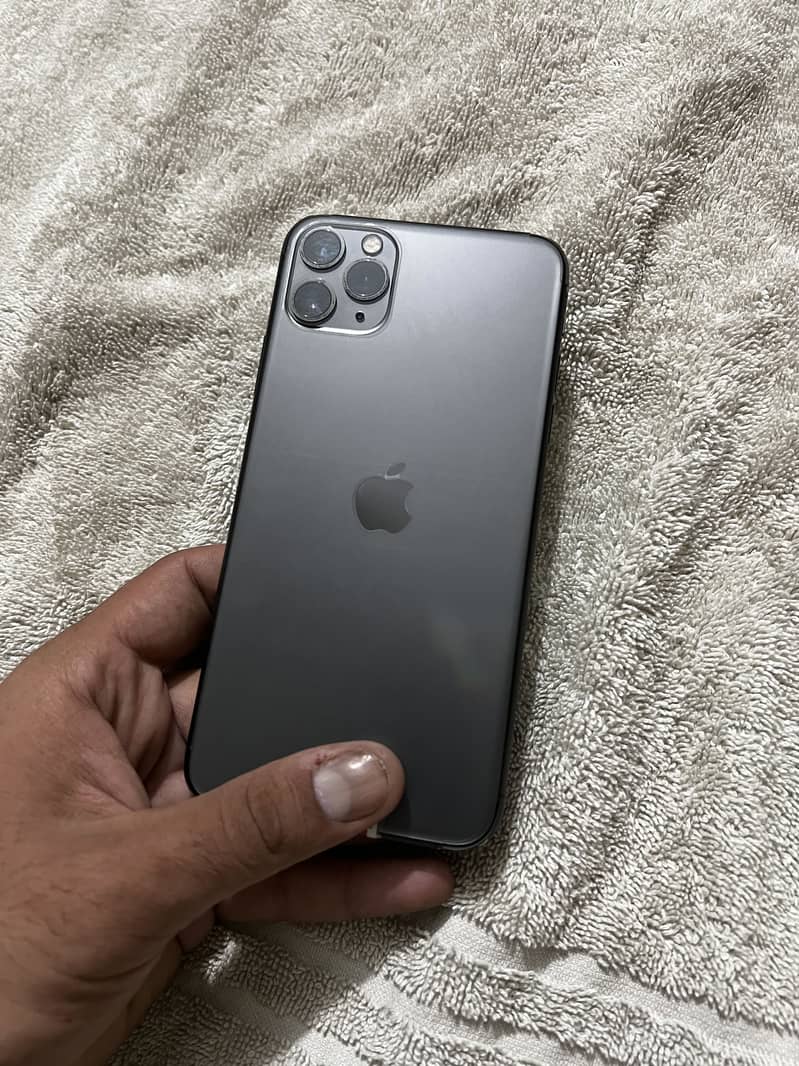 iphone 11 Pro Max 3