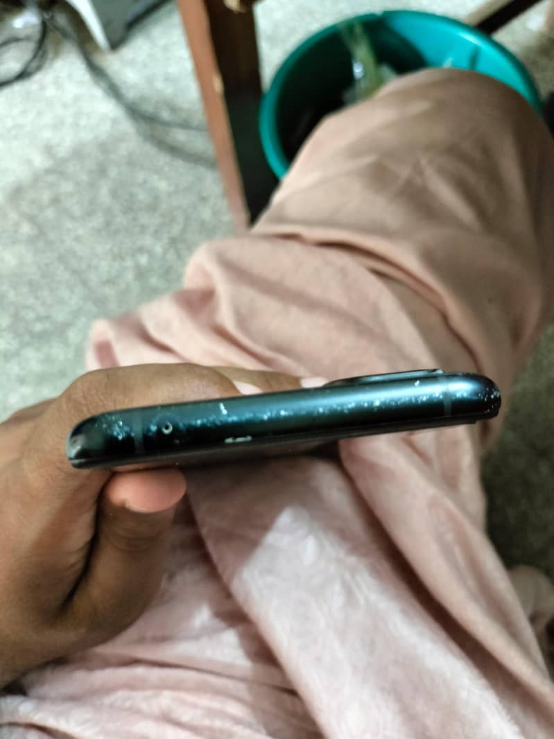 One Plus 9R 5