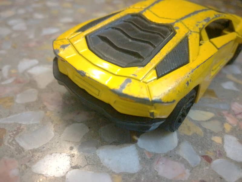 yellow Lamborghini 2