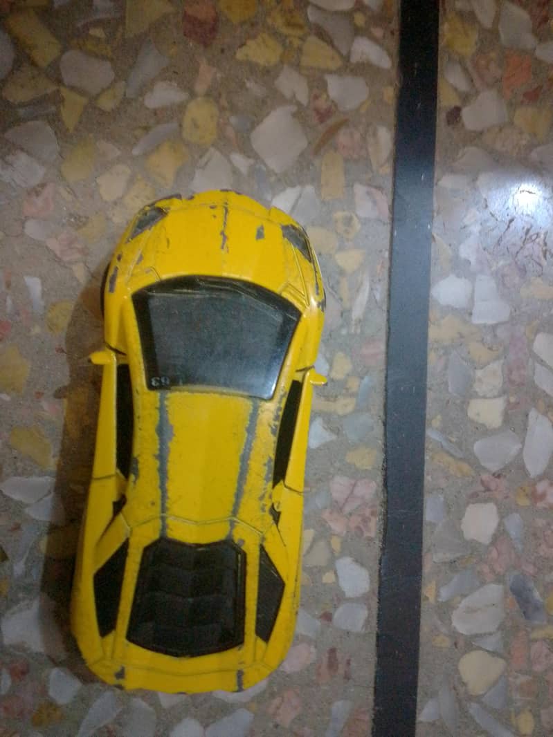 yellow Lamborghini 4