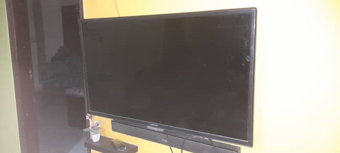 Smart LED TV, 40"