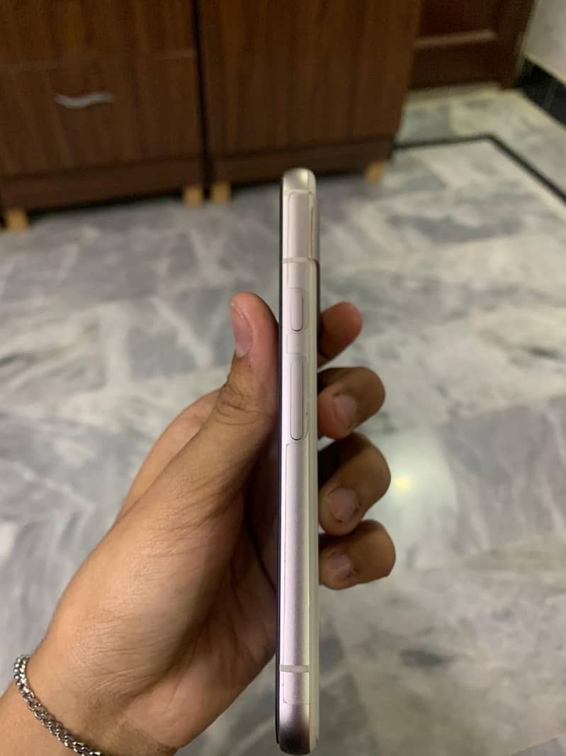 Google Pixel 8a 3