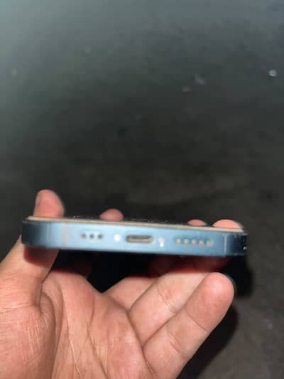 Apple iPhone 14