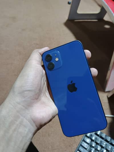 Apple iPhone 12