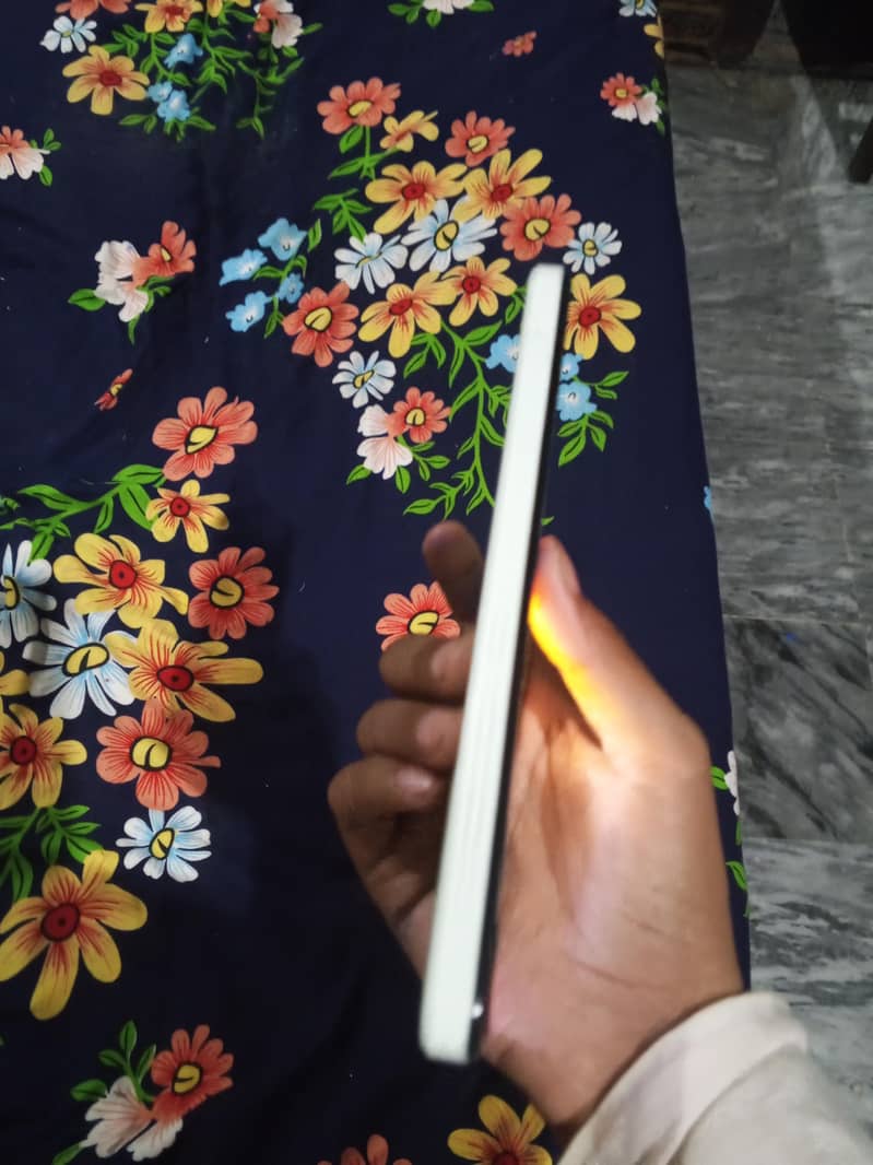 Itel A50C 4