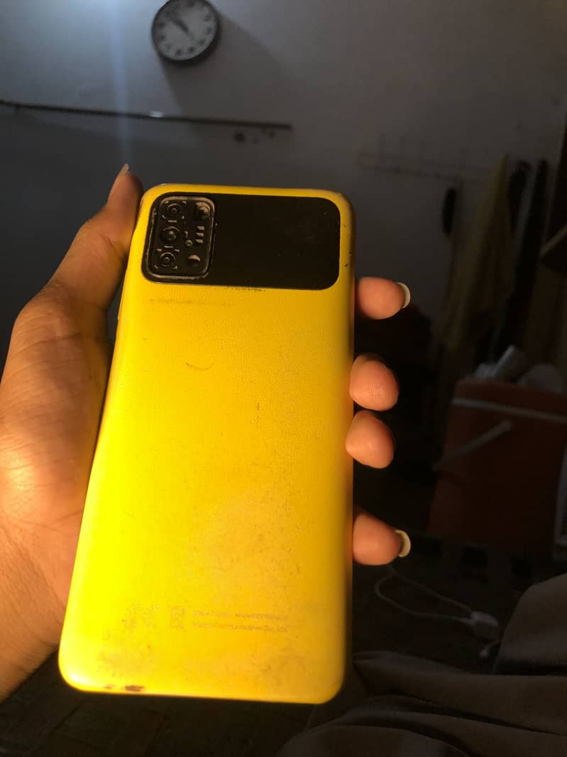 Xiaomi POCO M3 0