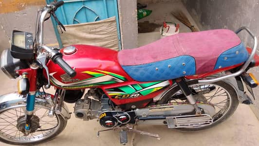 bilkul ok ha koi kharabi nahi hain koi Kam nahi ha byke main
