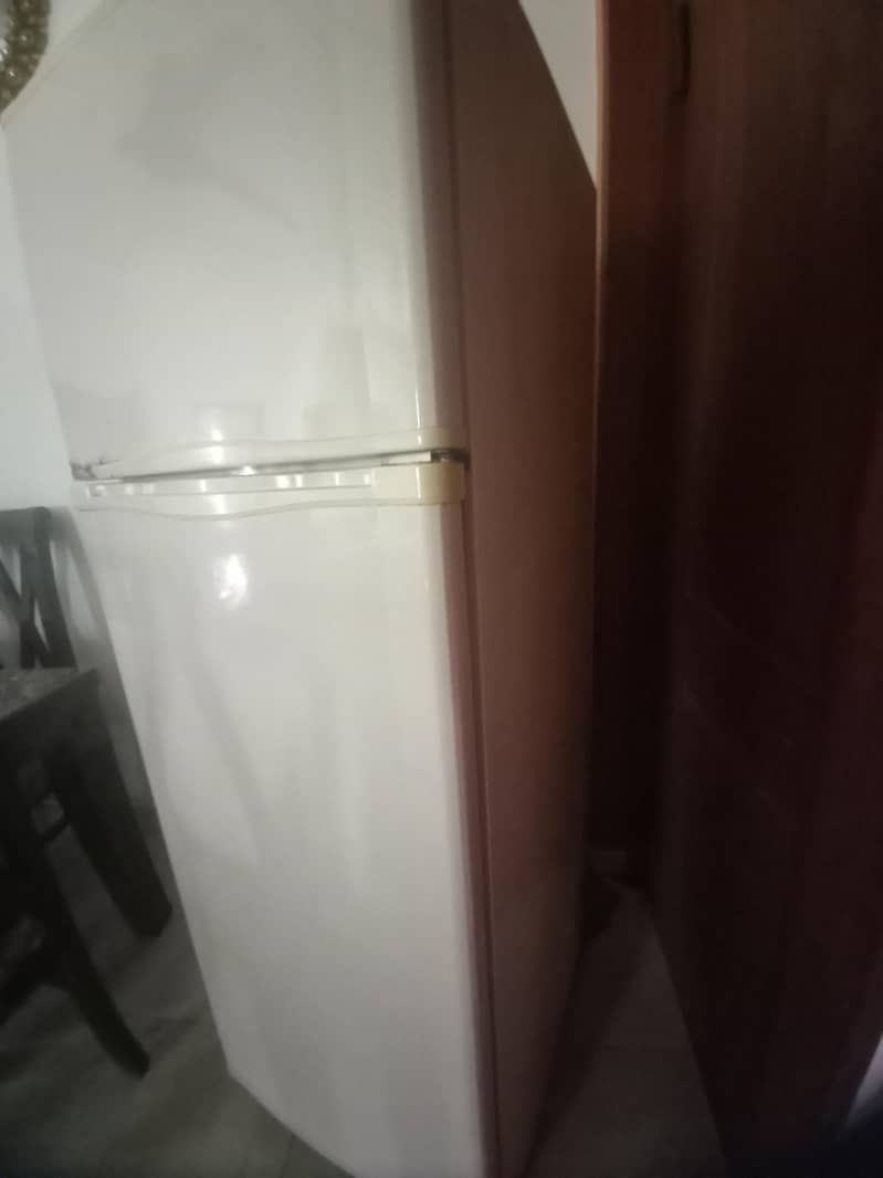 dawlance fridgeprice negotiable 2
