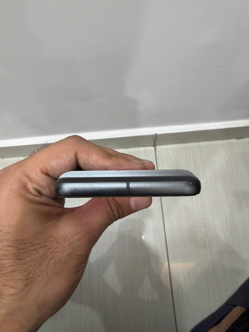 Google Pixel 8 3