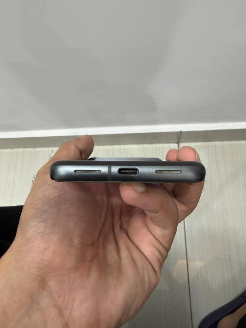 Google Pixel 8 5