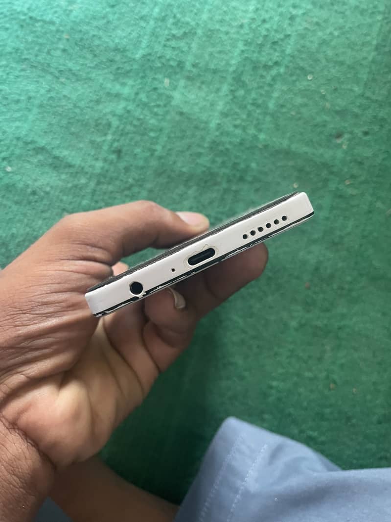 Tecno Camon 19 Pro 6
