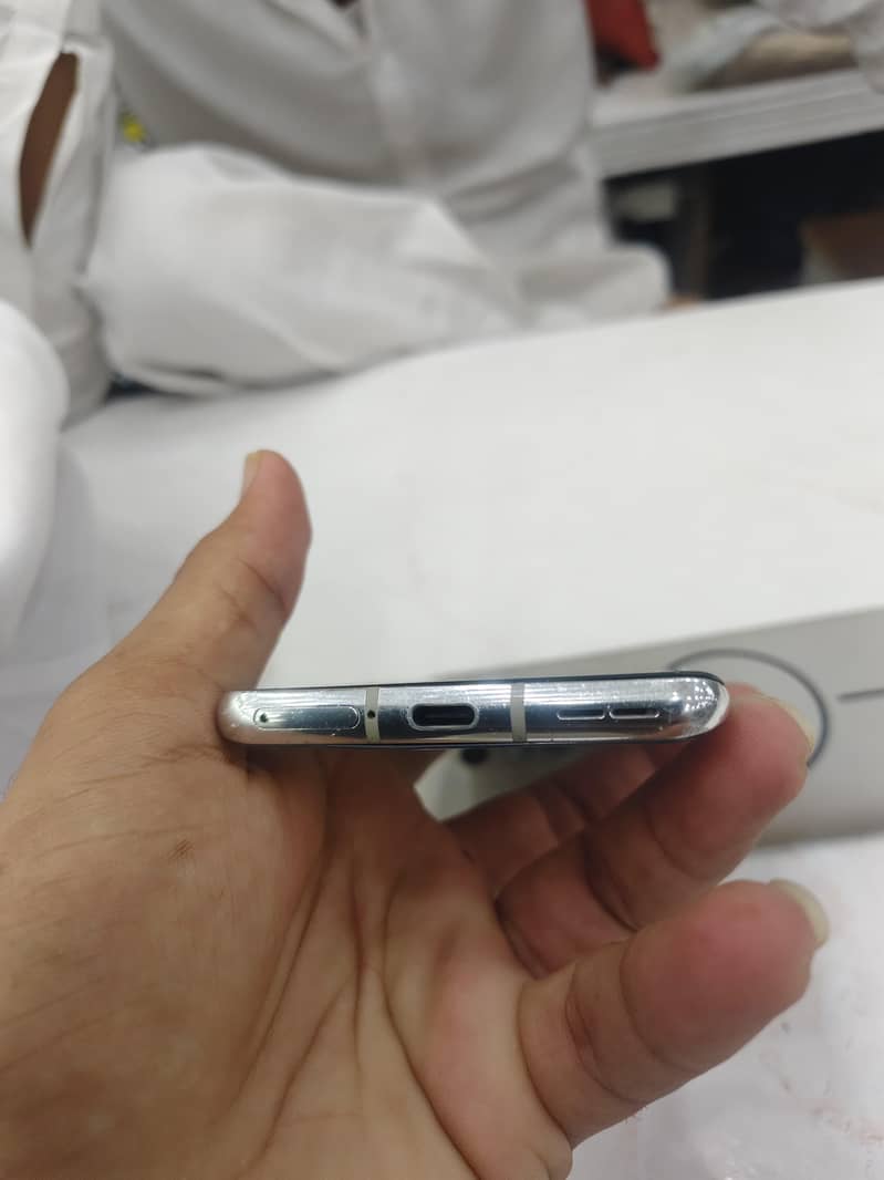 One Plus 8 exchange 6