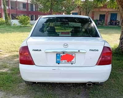 Mazda 323 2014