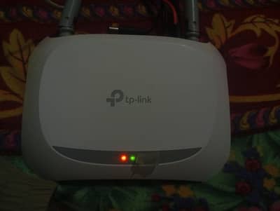 Tp link router almost new urgent sell 03150027465