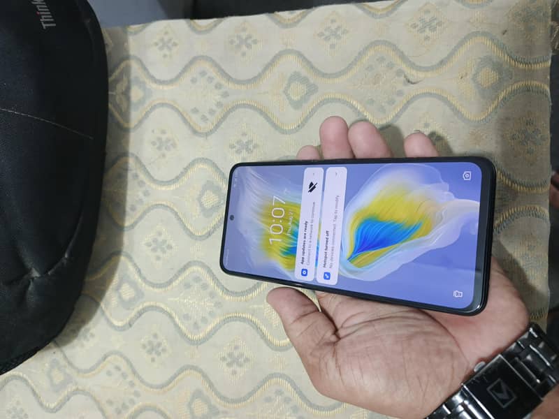 Tecno Camon 18 premier 1