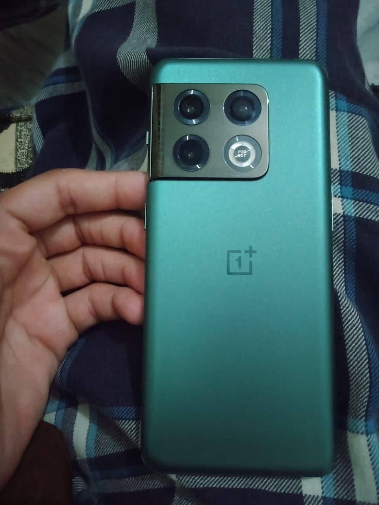 One Plus 10 Pro 3