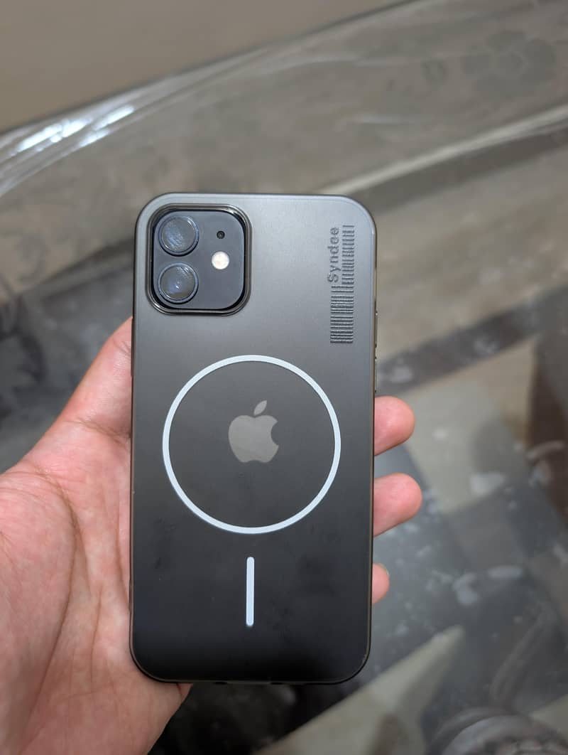 Apple iPhone 12 2