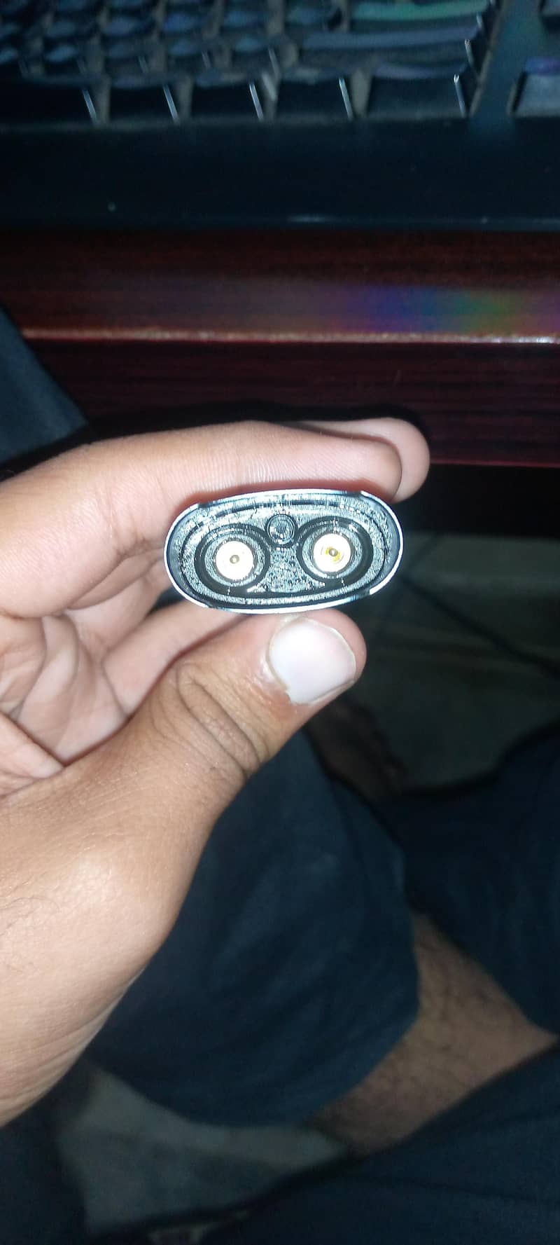 V thow pro 1