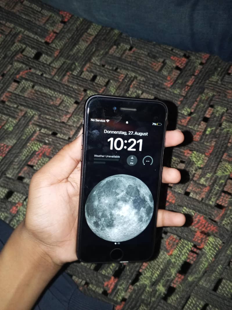 Apple iPhone 8 2