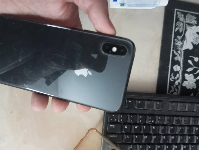 Apple iPhone X 2