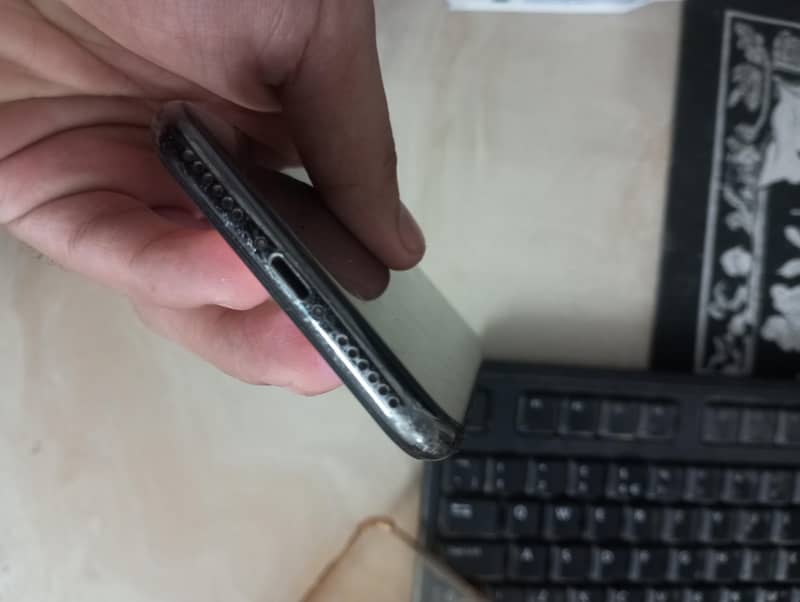 Apple iPhone X 7