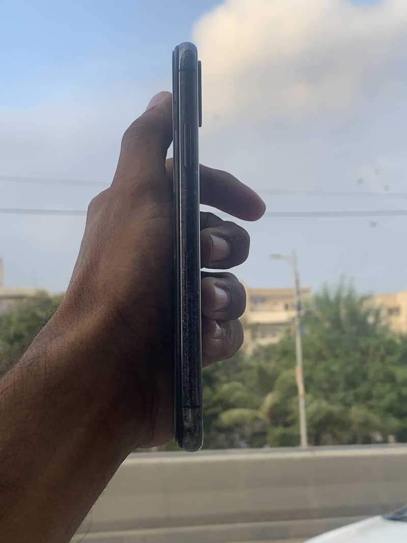 Apple iPhone X 1