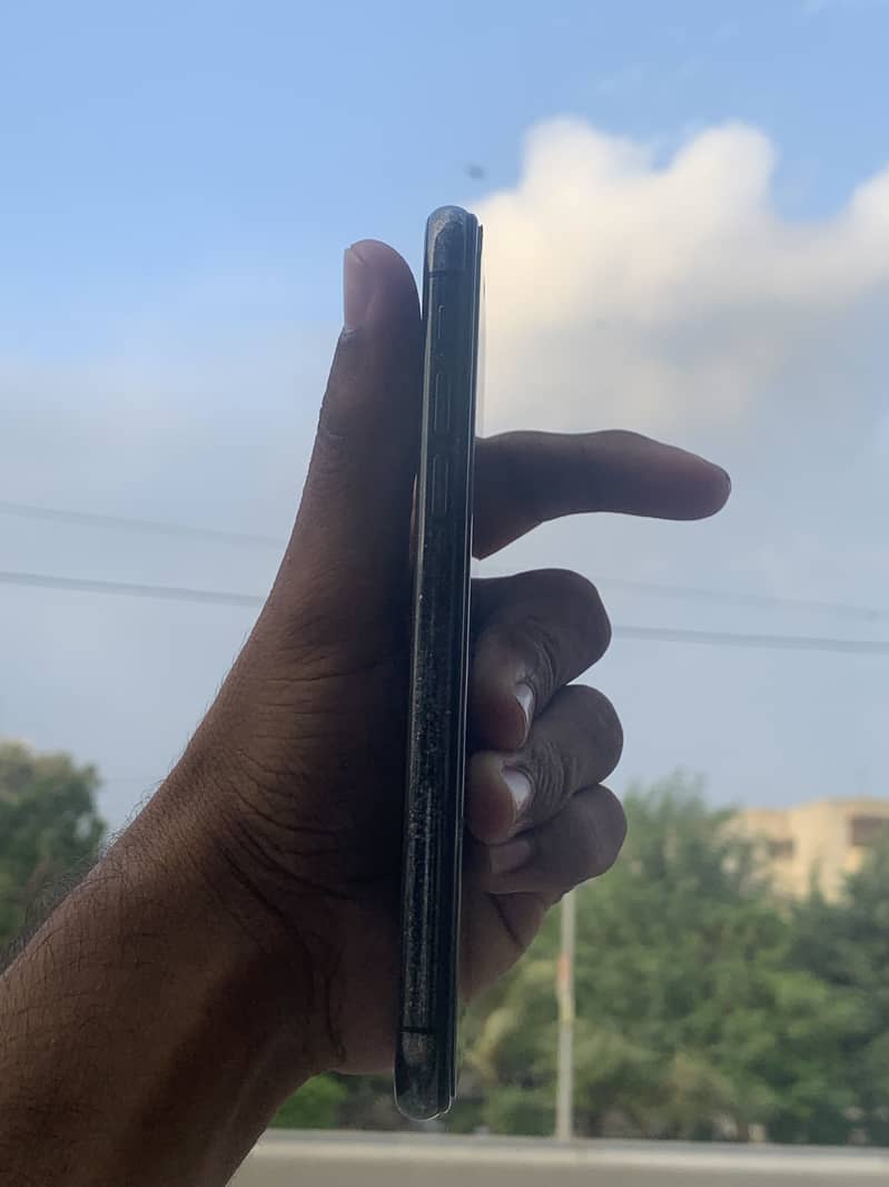 Apple iPhone X 2