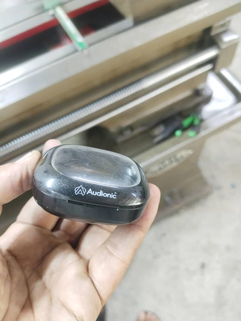 Audionic airbuds 735 1