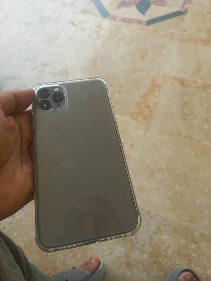 iphone 11 pro max 1