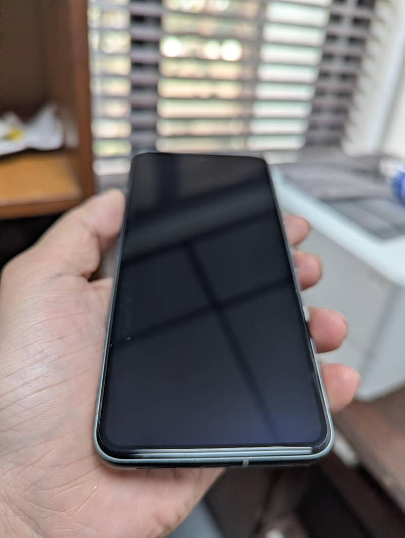 Google Pixel 8 1