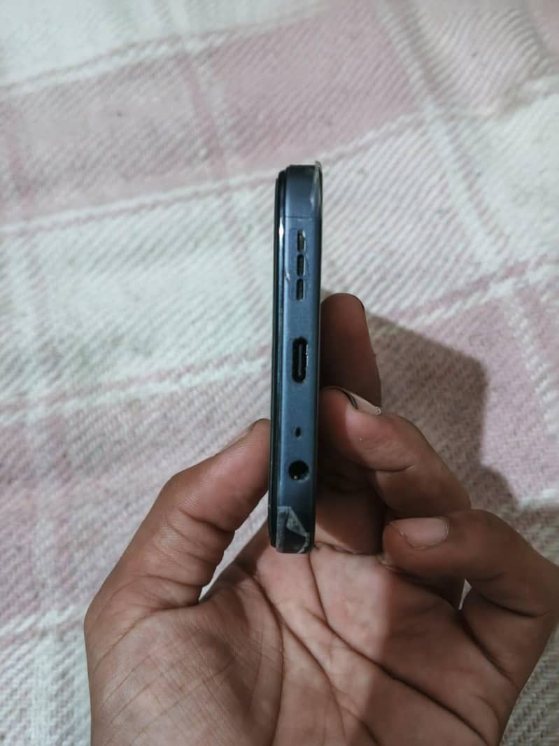 Tecno spark 50 2