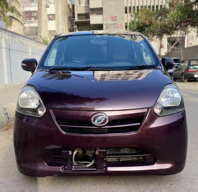 Daihatsu Mira 2012