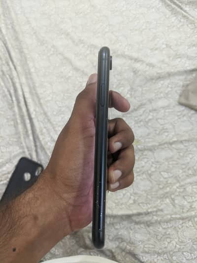 Apple iPhone XR