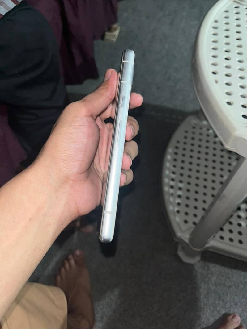 Google Pixel 7a 2