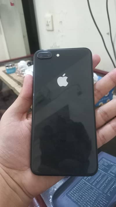 Apple iPhone 8 Plus 64GB LLA model